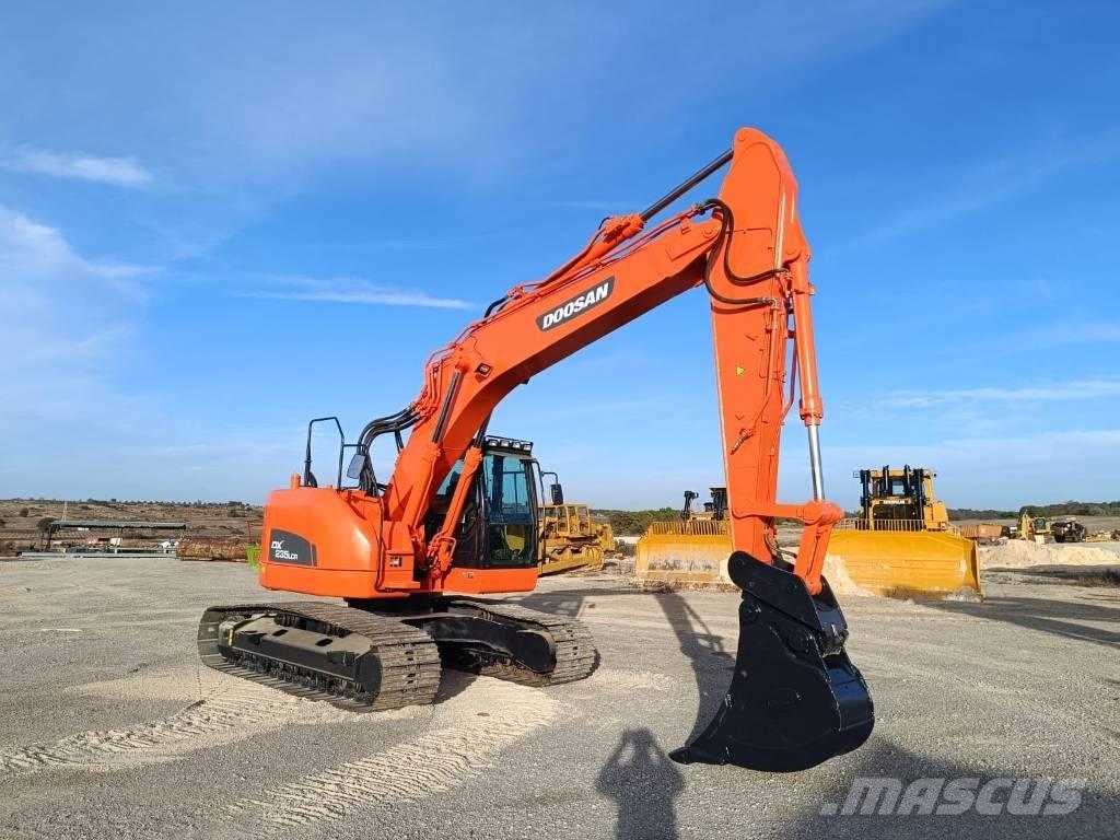 Doosan DX 235 LCR Excavadoras de cadenas