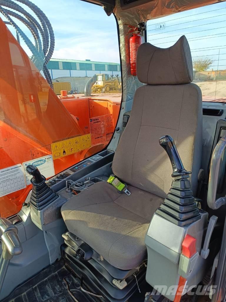 Doosan DX 235 LCR Excavadoras de cadenas