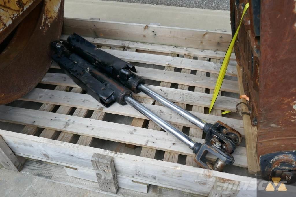 CAT 525D Grapple Transporte - Otros
