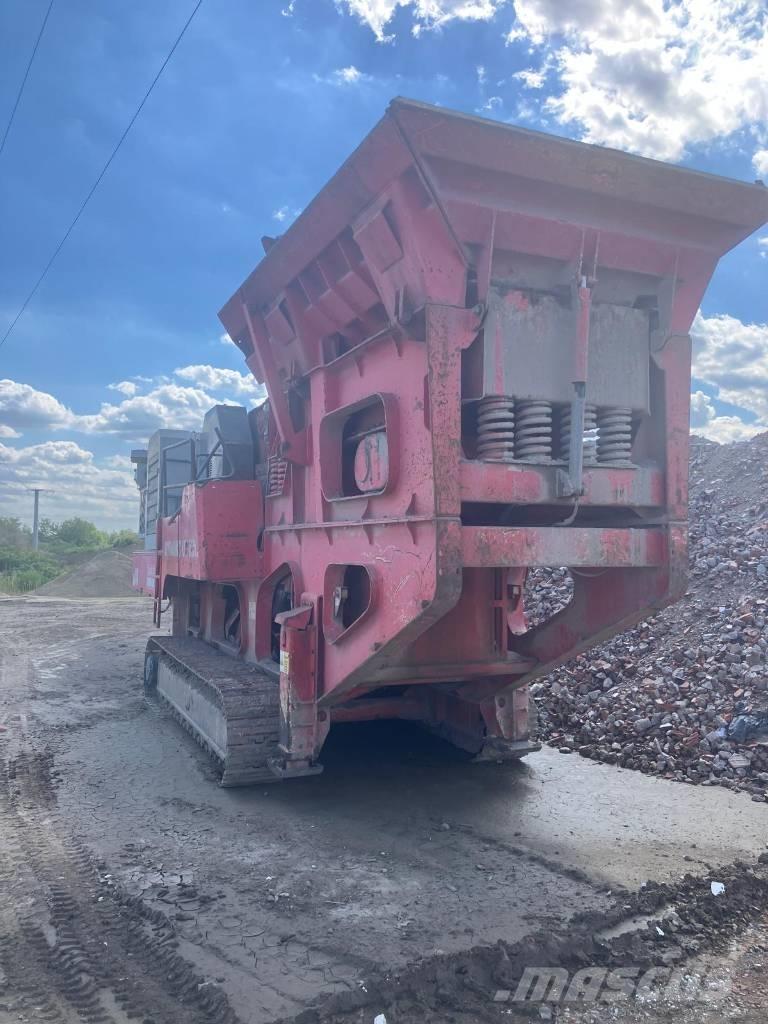 Sandvik QJ 340 Trituradoras móviles