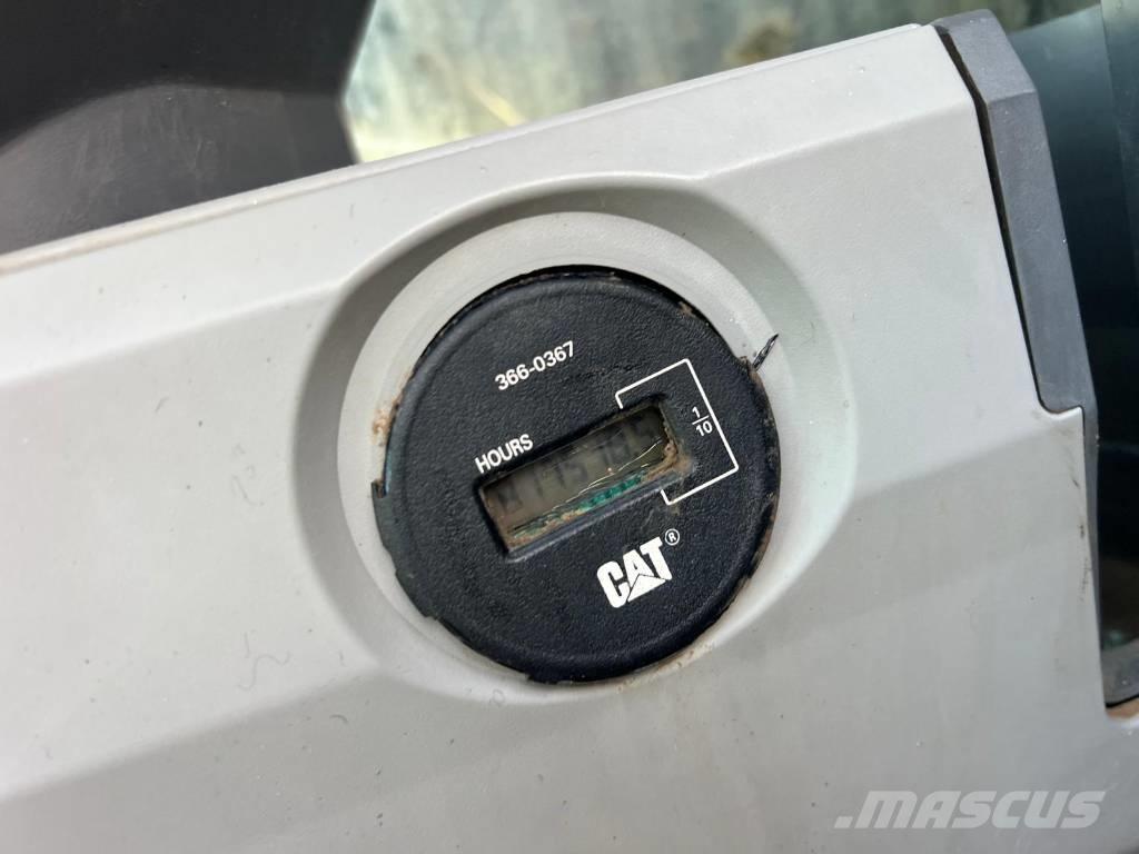 CAT 390 F L Excavadoras de cadenas