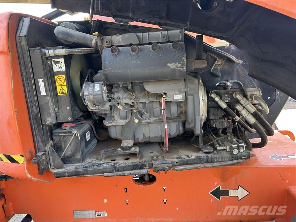 JLG 600 AJ (3218) Plataforma de trabajo articulada