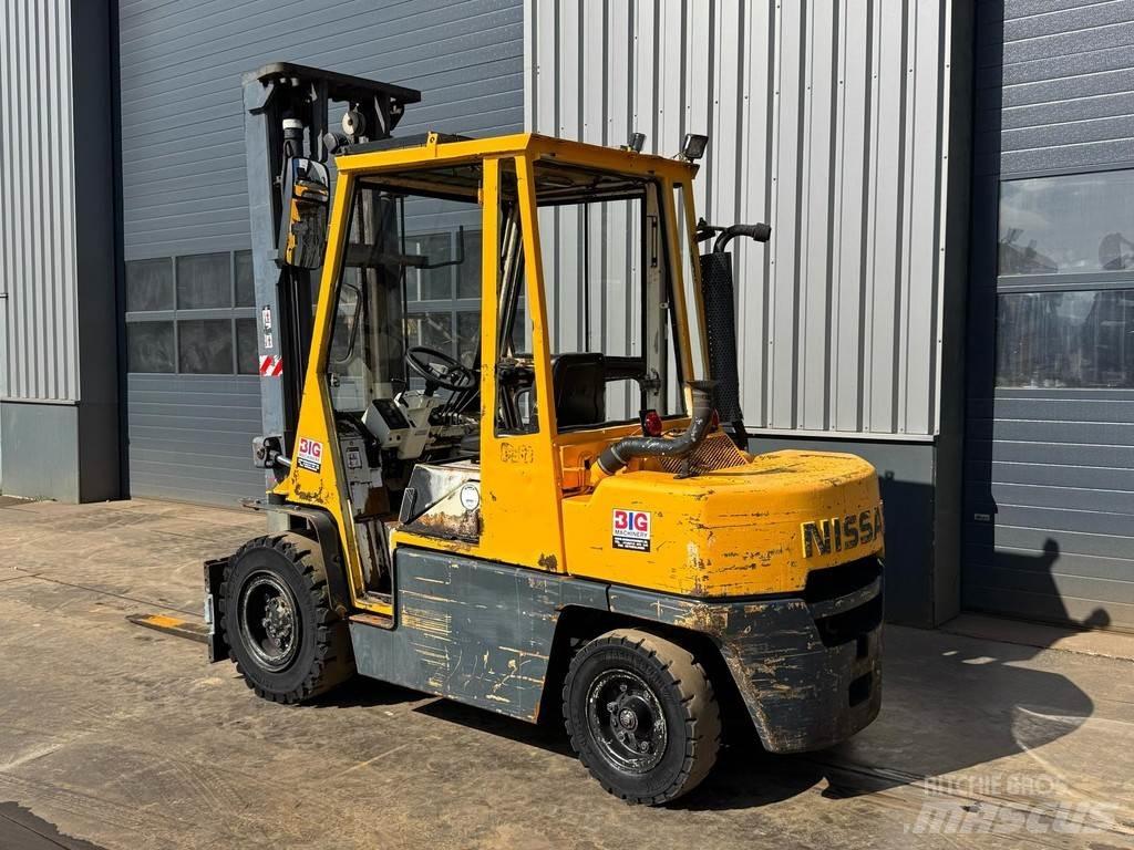 Nissan WGF03A45U Otras carretillas elevadoras