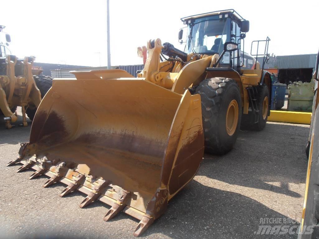 CAT 966  K Cargadoras sobre ruedas