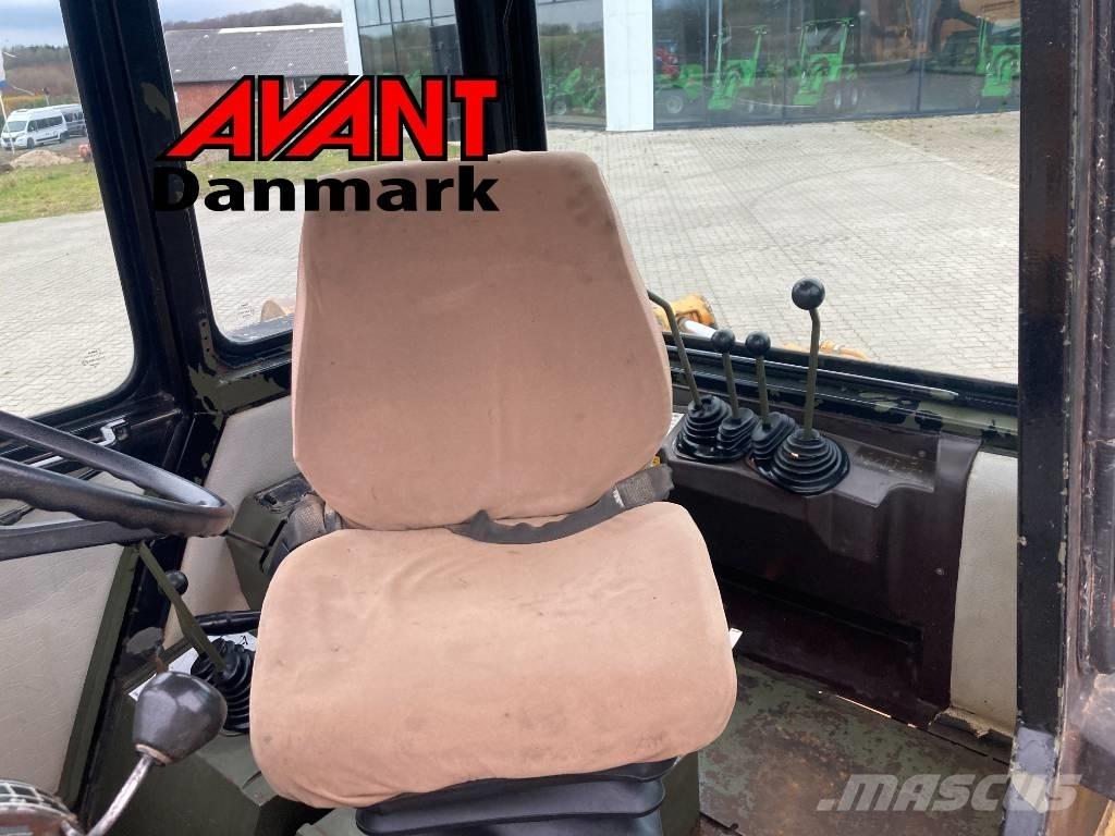 Hydrema 806 Retrocargadoras