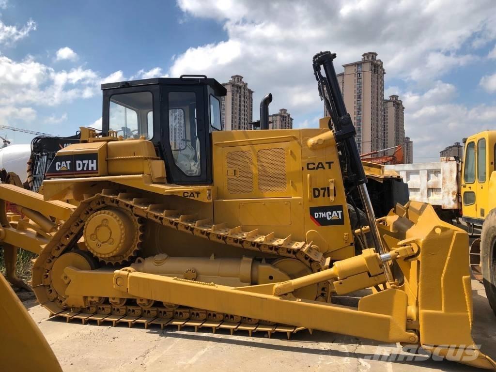 CAT D 7 H Buldozer sobre oruga