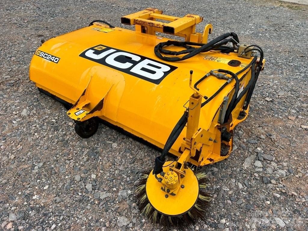 JCB SC 240 Cepillos