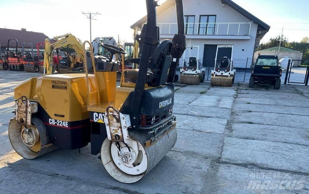 CAT CB 224 E Rodillos de doble tambor