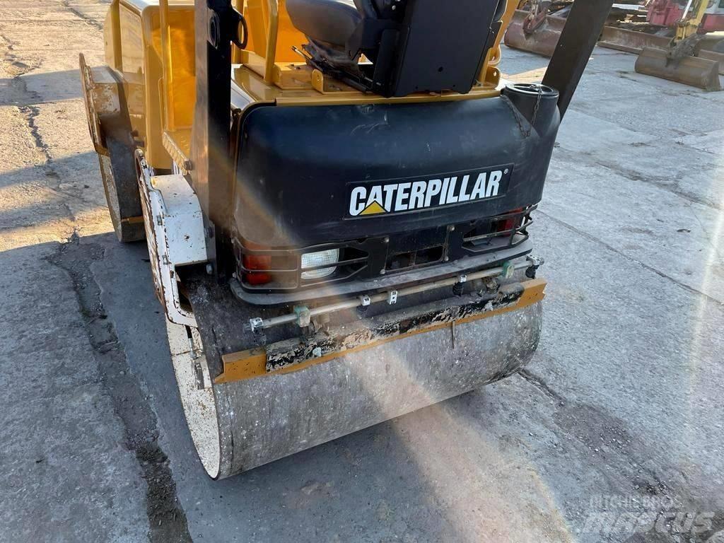 CAT CB 224 E Rodillos de doble tambor