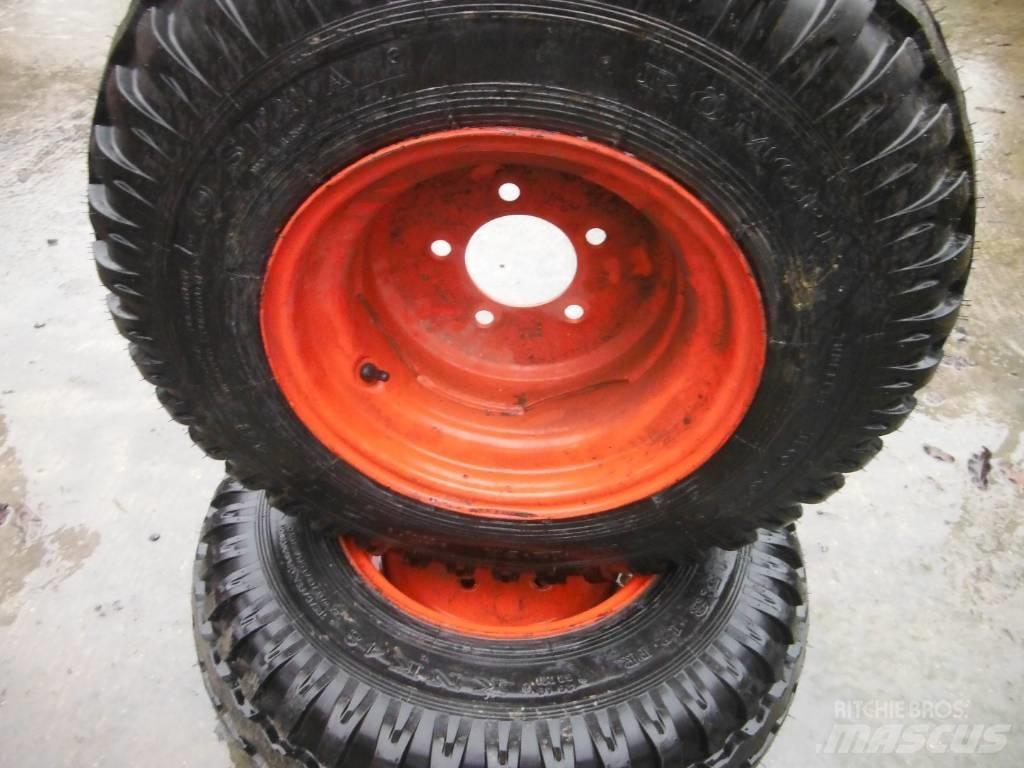  SEHA 10.0/75R15.3 Neumáticos, ruedas y llantas