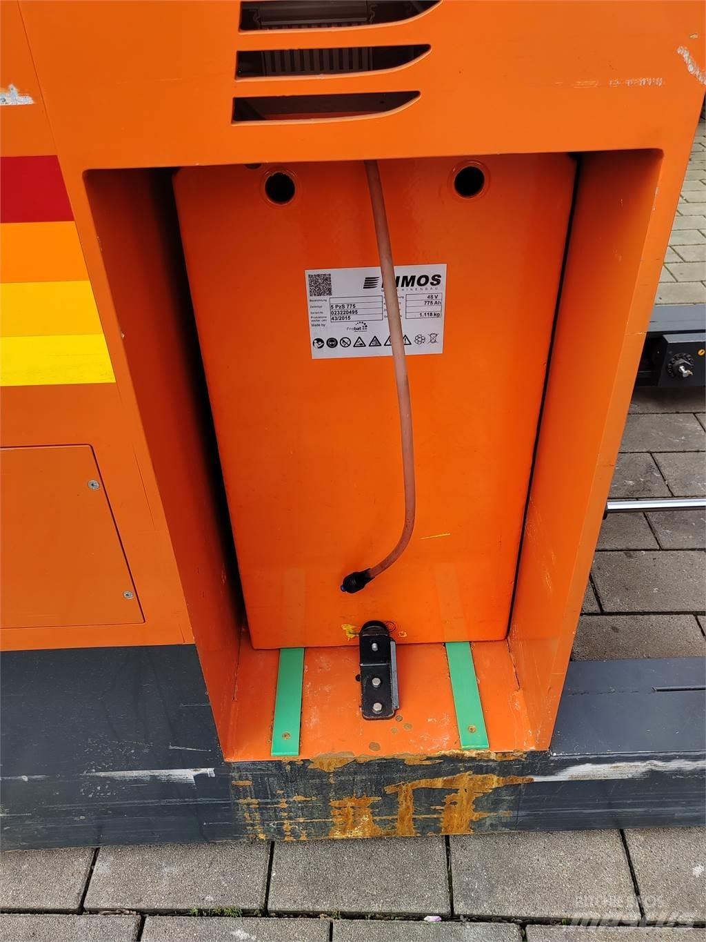  ESS25/36 P-PU Carretillas retráctiles