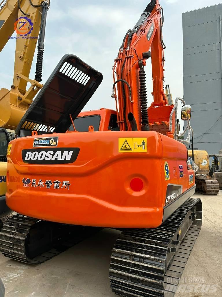 Doosan DX 150 Excavadoras 7t - 12t