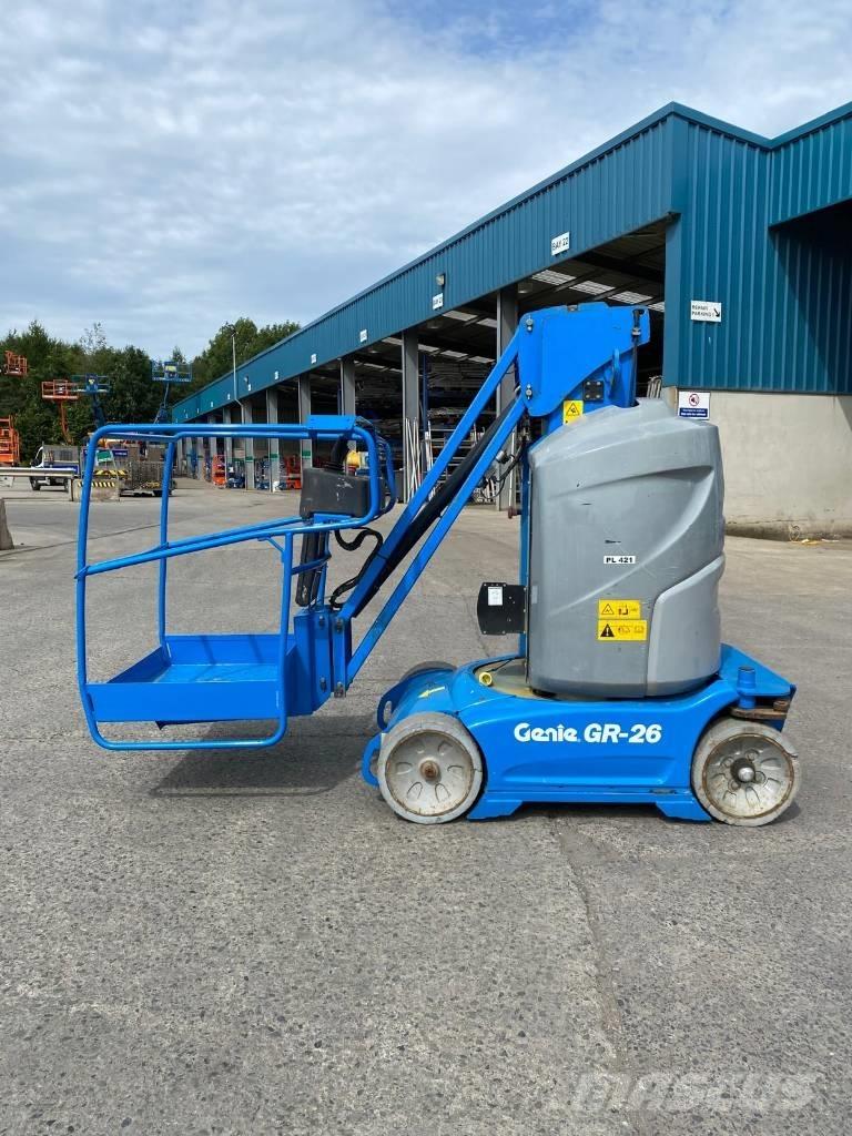 Genie GR 26 J Ascensores de personal y montacargas de acceso
