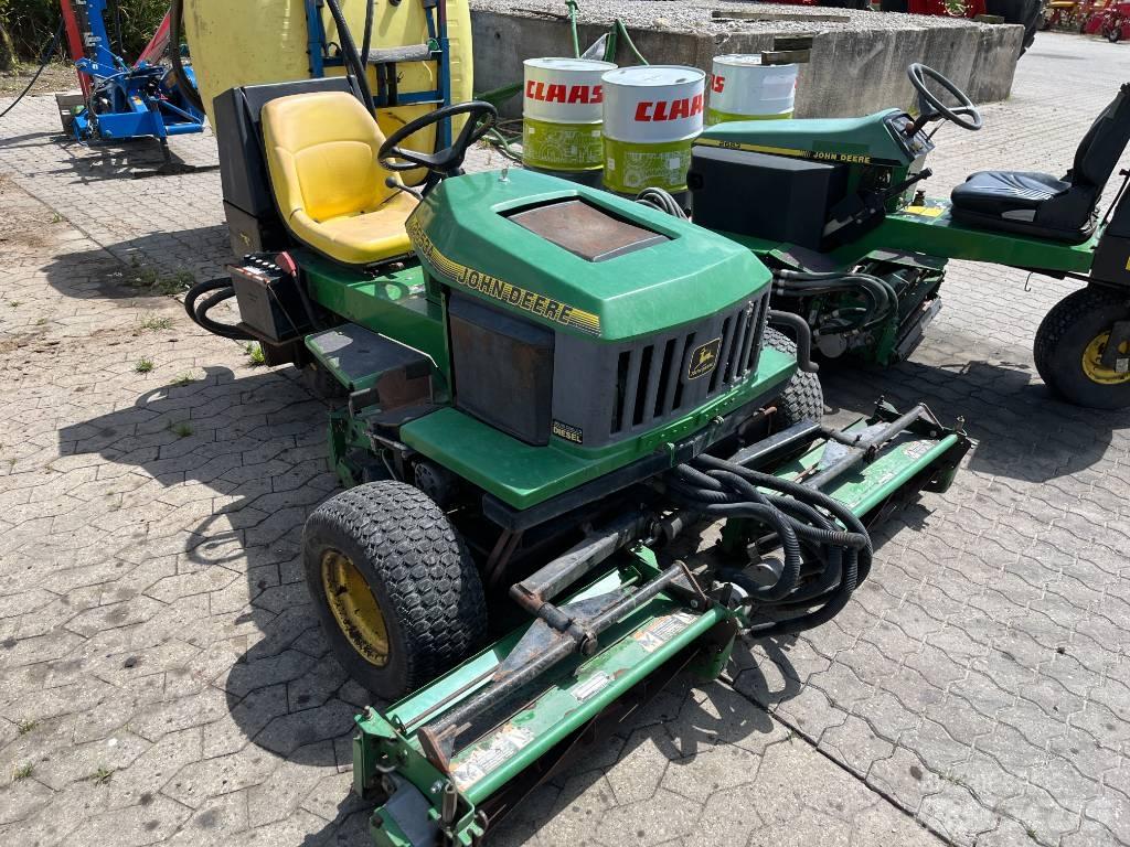 John Deere 2653 A Tractores corta-césped