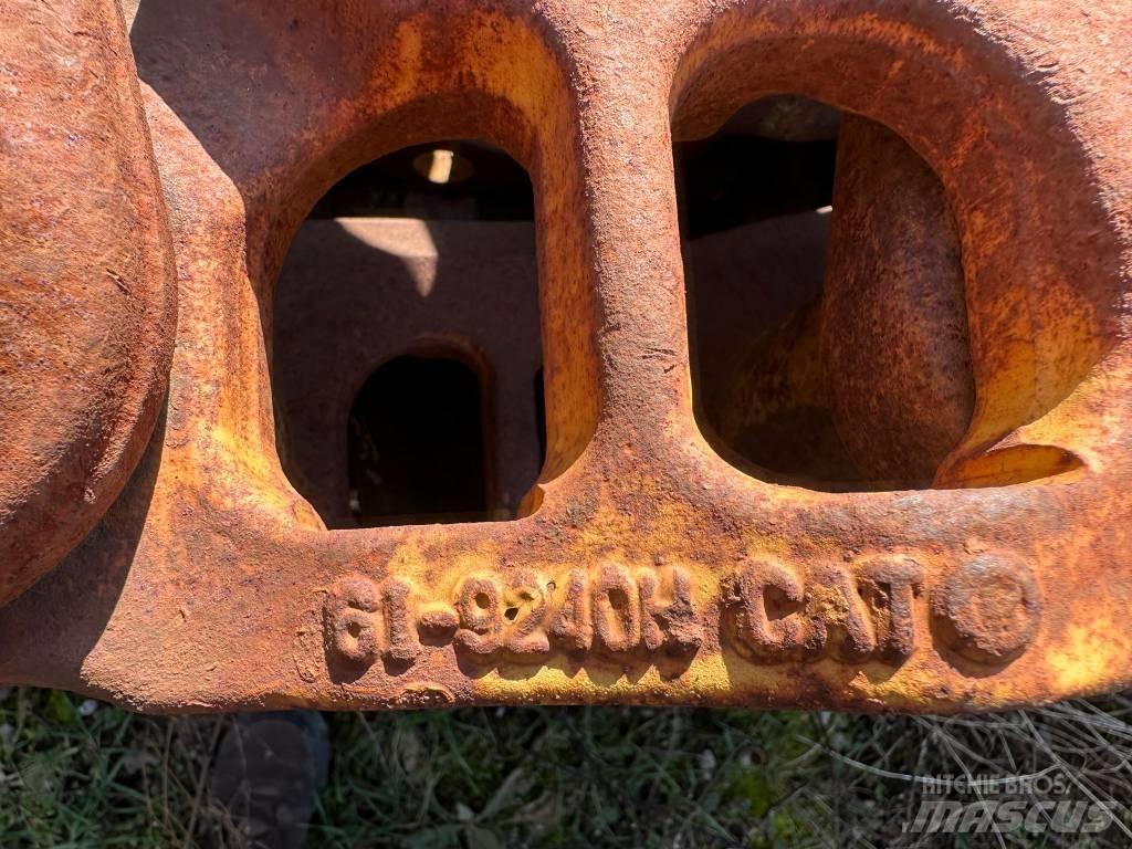 CAT D 6 R Cadenas, orugas y chasis
