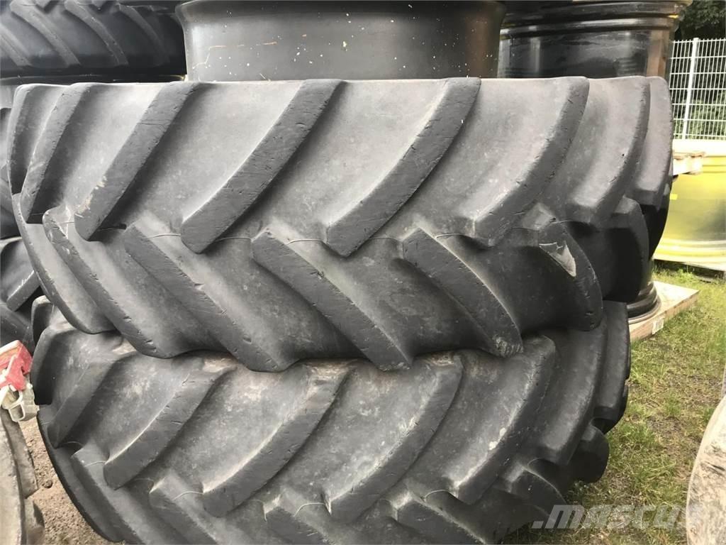 Mitas 680/80R42 Neumáticos, ruedas y llantas