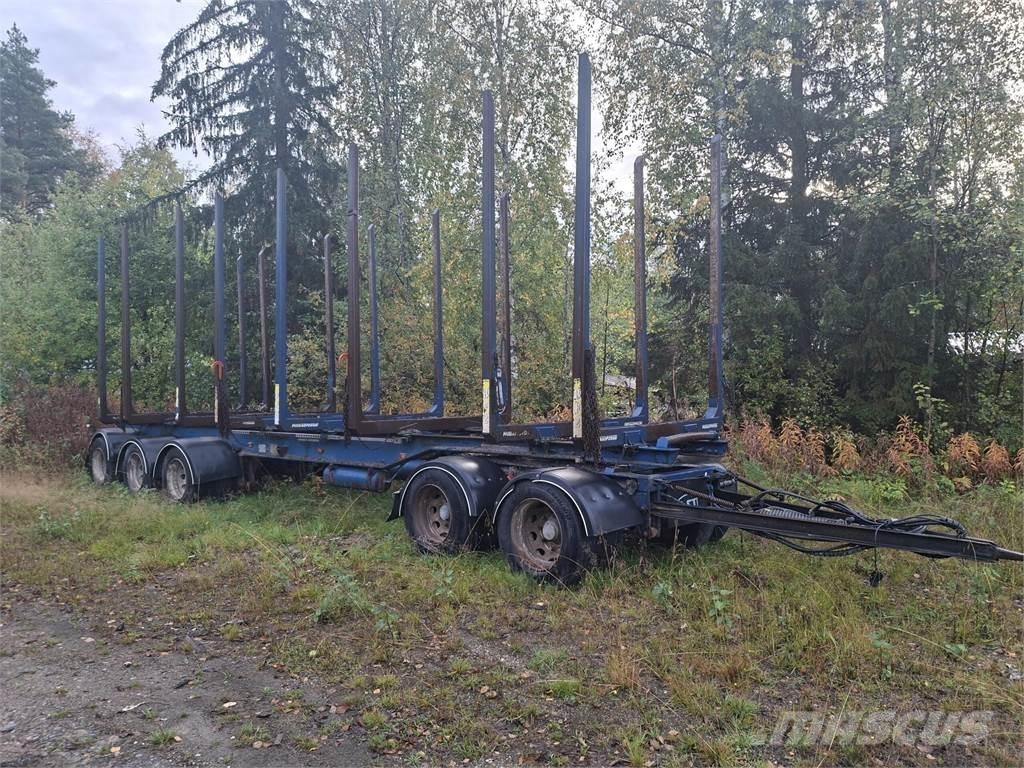 Kome puuperävaunu Madera