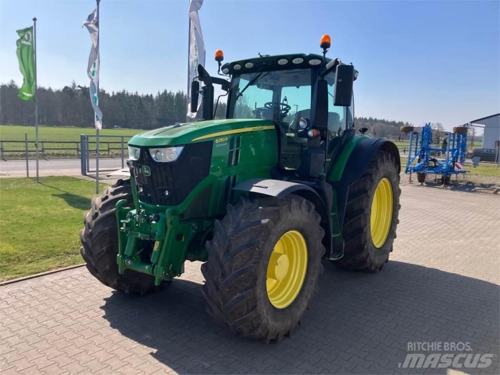 John Deere 6250R Tractores