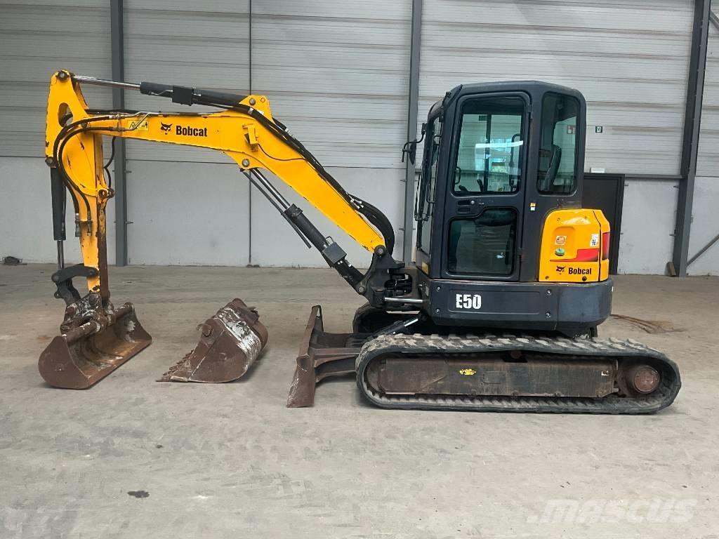 Bobcat E 50 EM Mini excavadoras < 7t