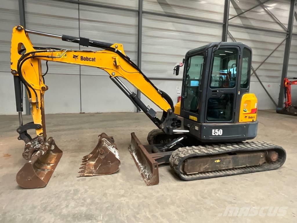 Bobcat E 50 EM Mini excavadoras < 7t