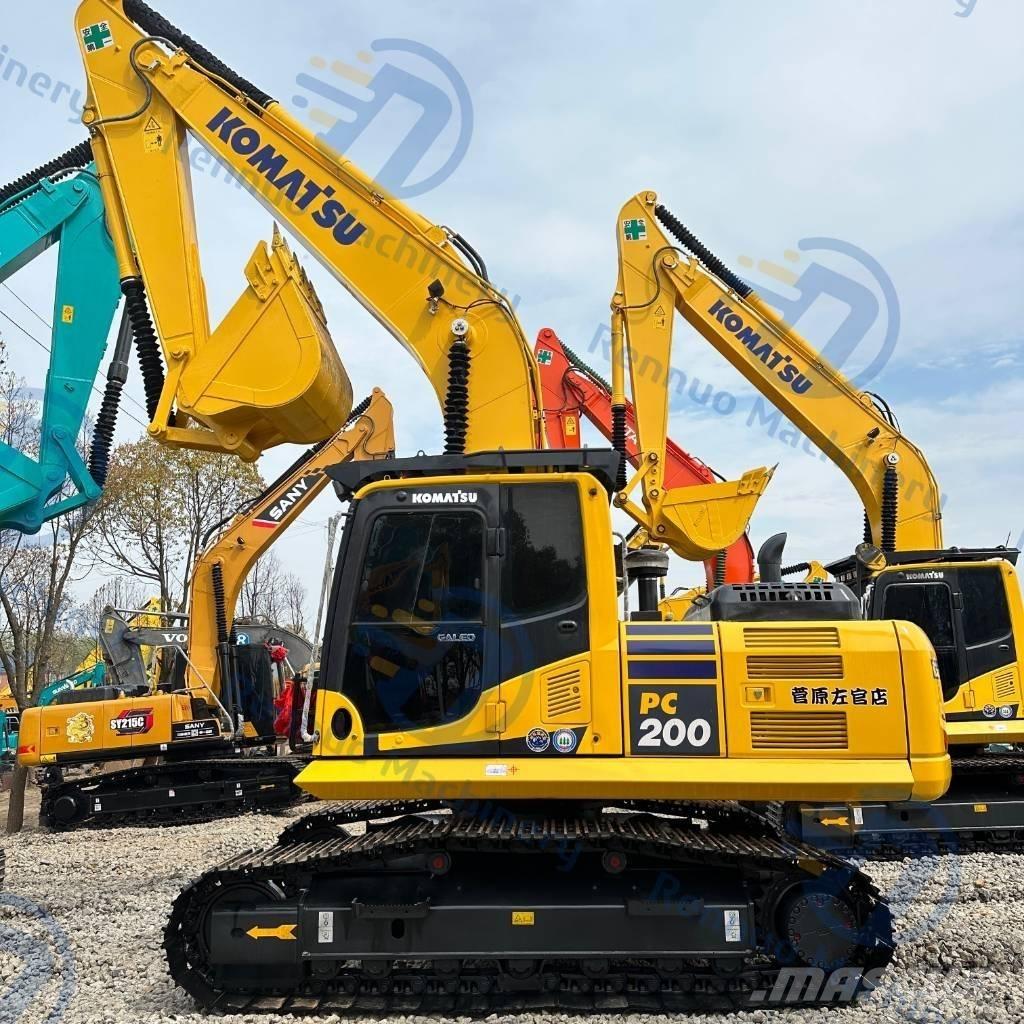 Komatsu PC200-8 Excavadoras de cadenas