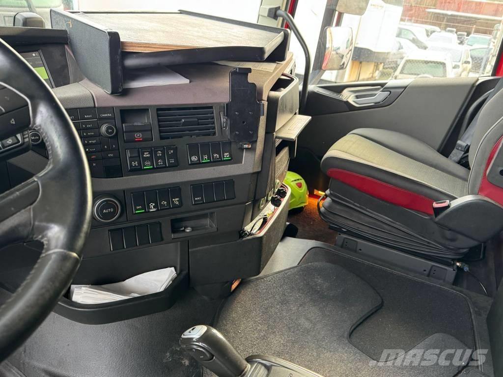 Volvo FH 13 Camiones volquete para virutas de madera