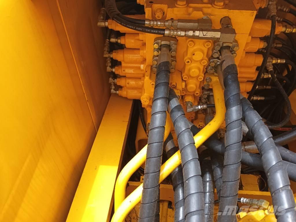 Komatsu PC 220-8 Excavadoras de cadenas