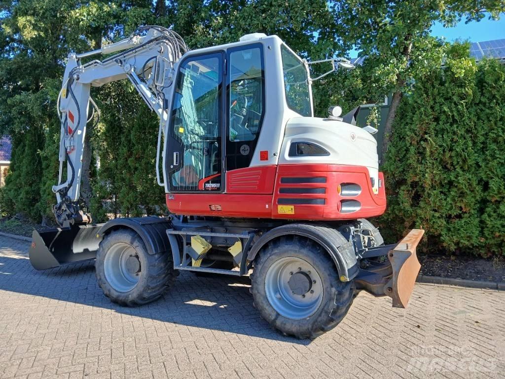 Takeuchi TB 295 W Excavadoras de ruedas