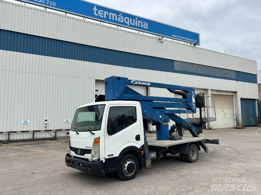 Nissan CABSTAR 35.11 Plataformas sobre camión