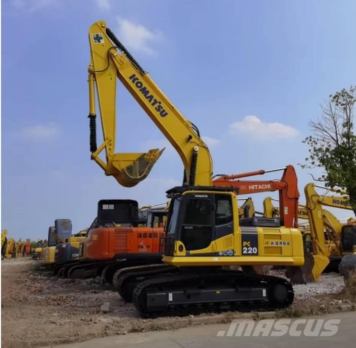 Komatsu PC220-8 Excavadoras de cadenas
