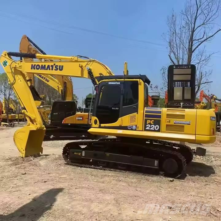 Komatsu PC220-8 Excavadoras de cadenas