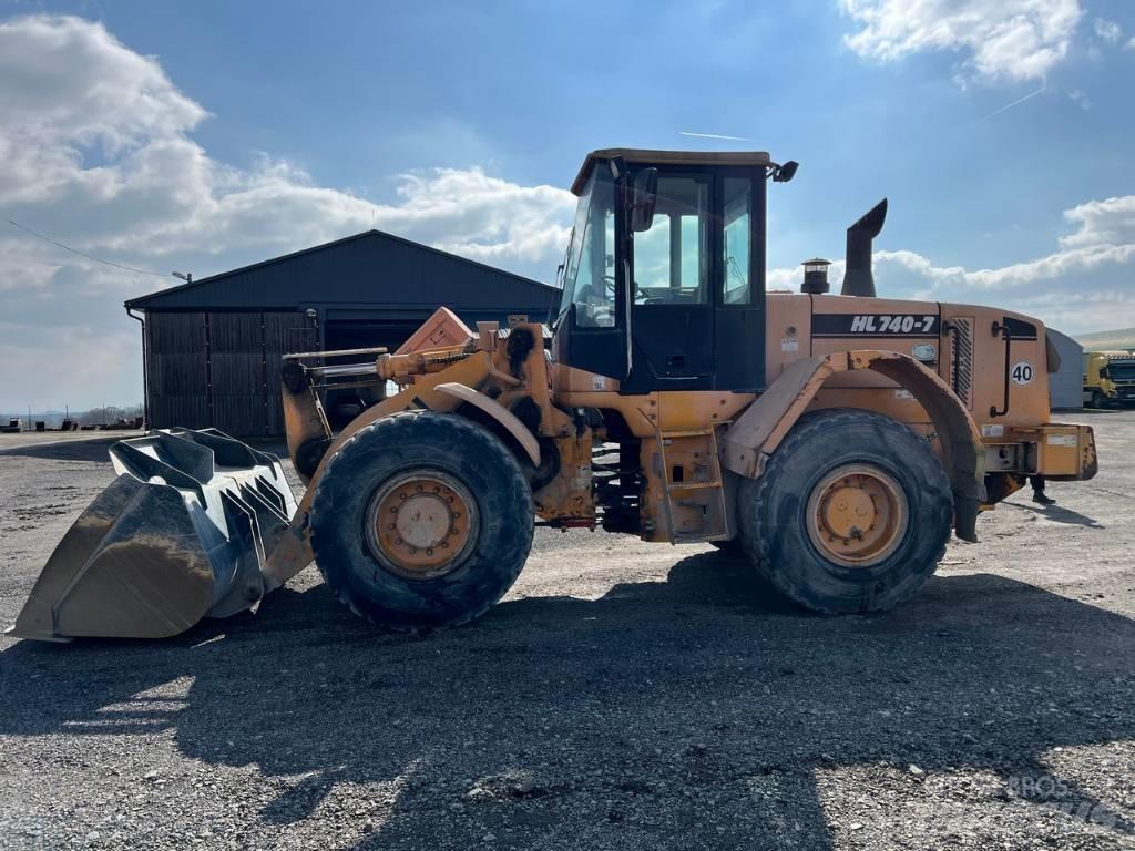 Hyundai HL 740-7 A Cargadoras sobre ruedas