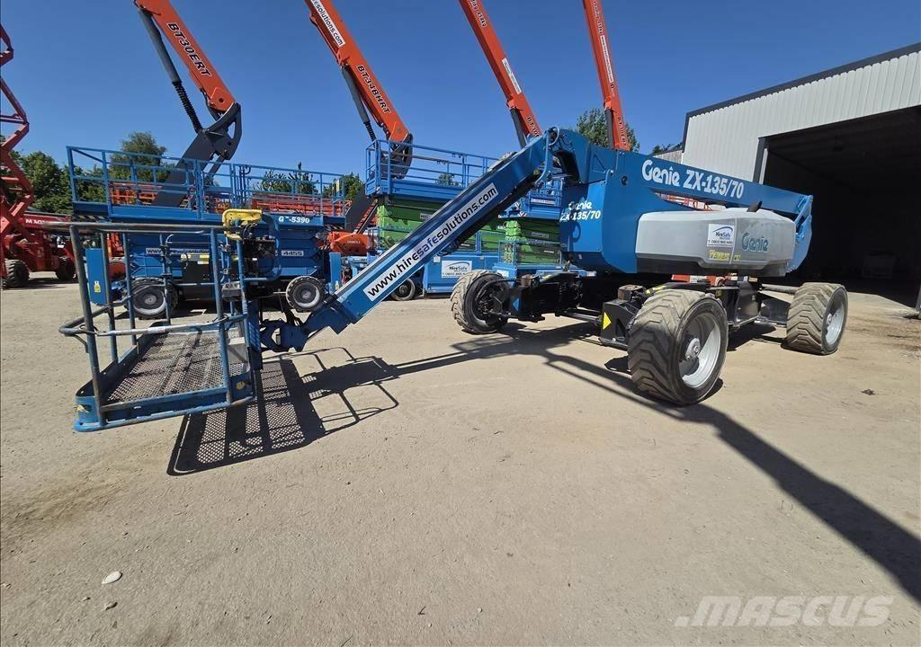Genie ZX 135/70 Plataforma de trabajo articulada
