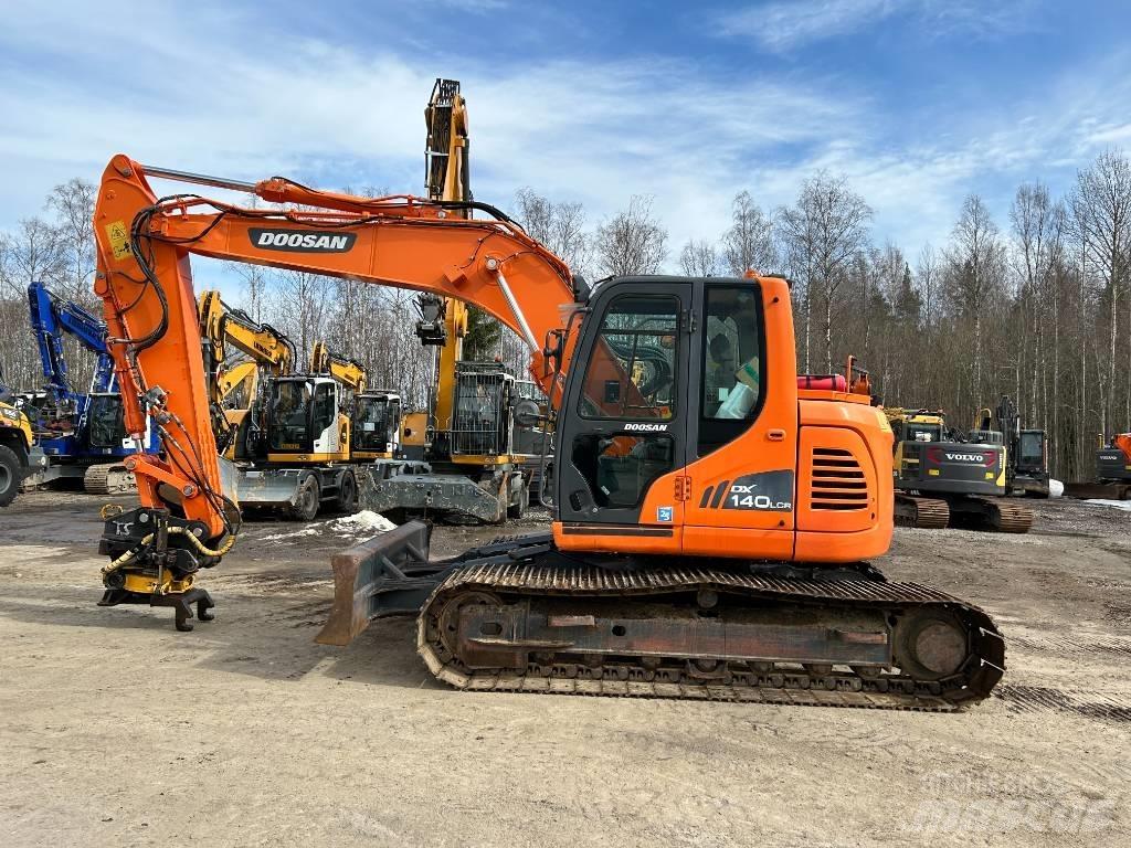 Doosan DX 140 LCR-3 Excavadoras de cadenas