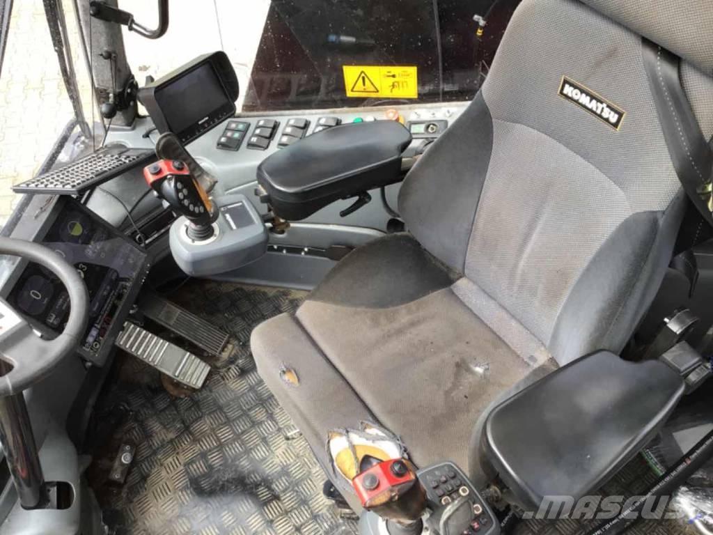 Komatsu 931.1 Cosechadoras