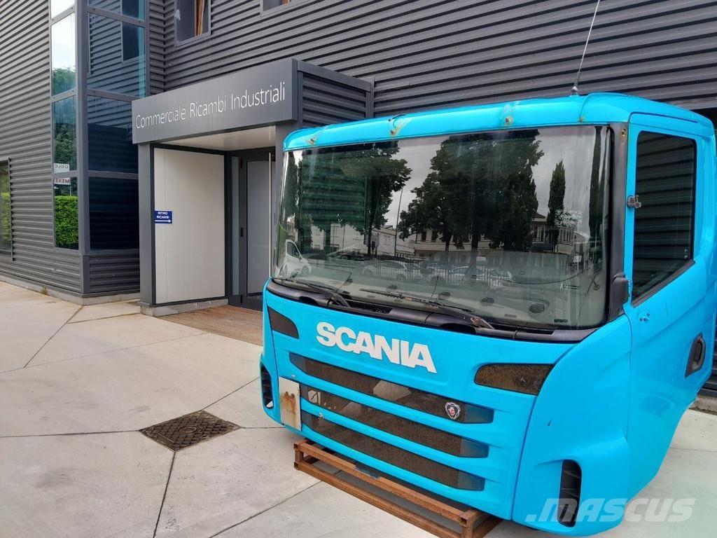 Scania CG16 Cabinas e interior