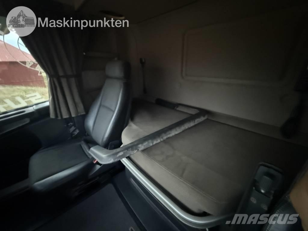 Scania R 580 Camiones caja cerrada