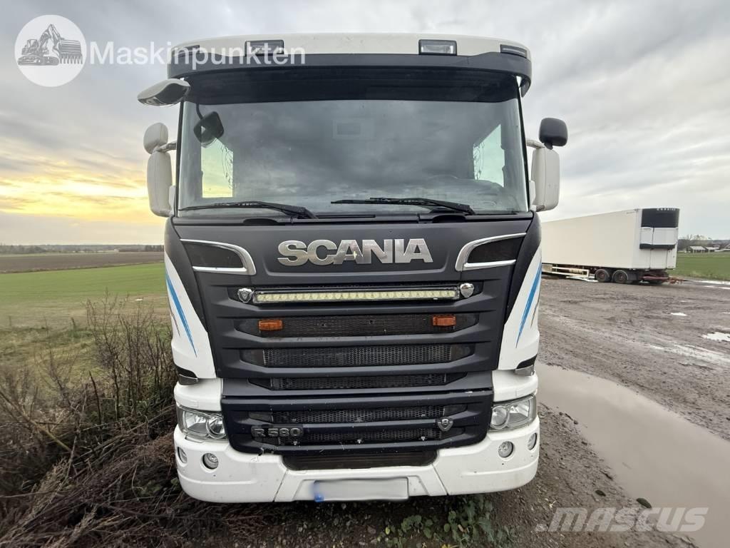 Scania R 580 Camiones caja cerrada