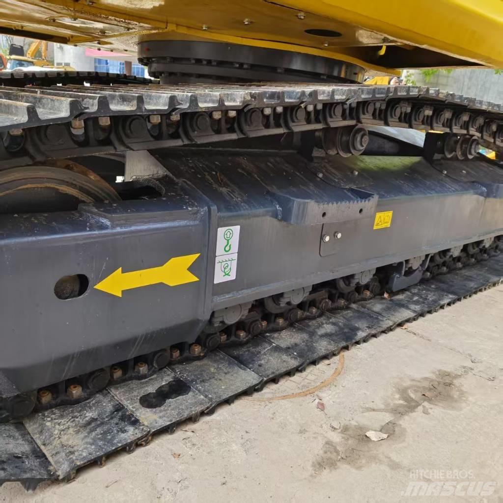 Komatsu PC 200-7 Excavadoras de cadenas