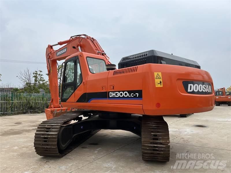 Doosan 300 Excavadoras de cadenas