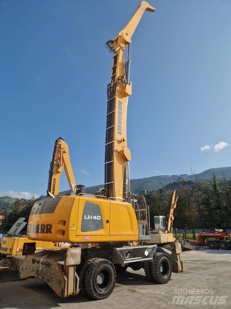 Liebherr LH40M Excavadoras de manutención