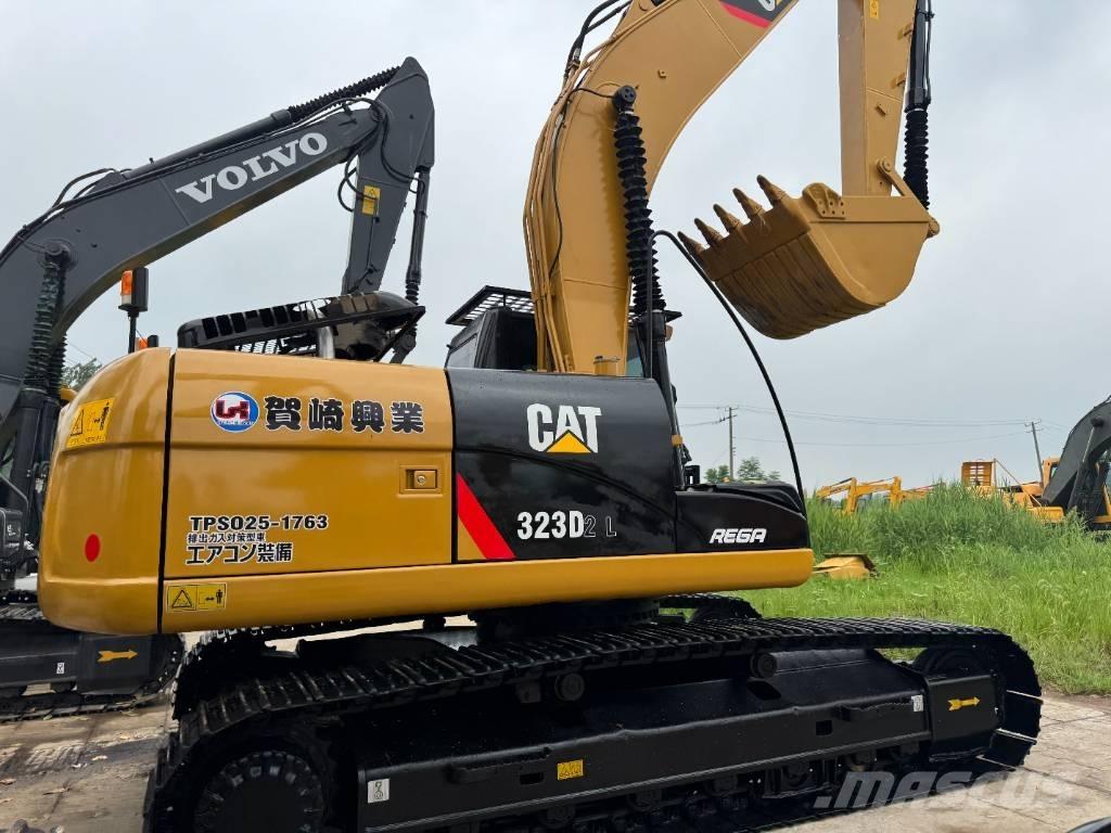 CAT 323D2 Excavadoras de cadenas