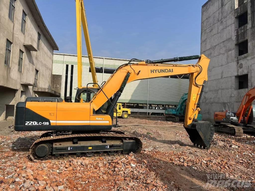 Hyundai R220 Excavadoras de cadenas