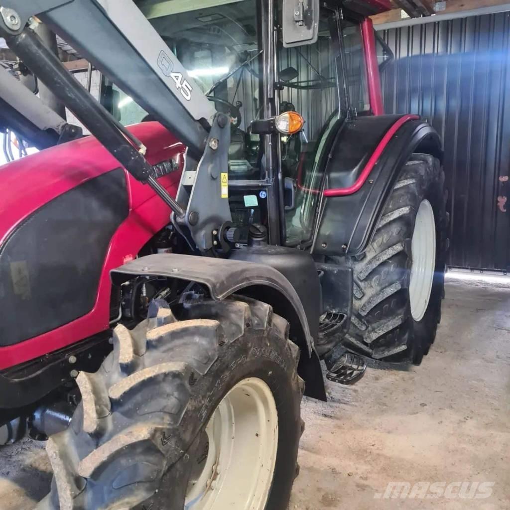 Valtra T 174 Tractores