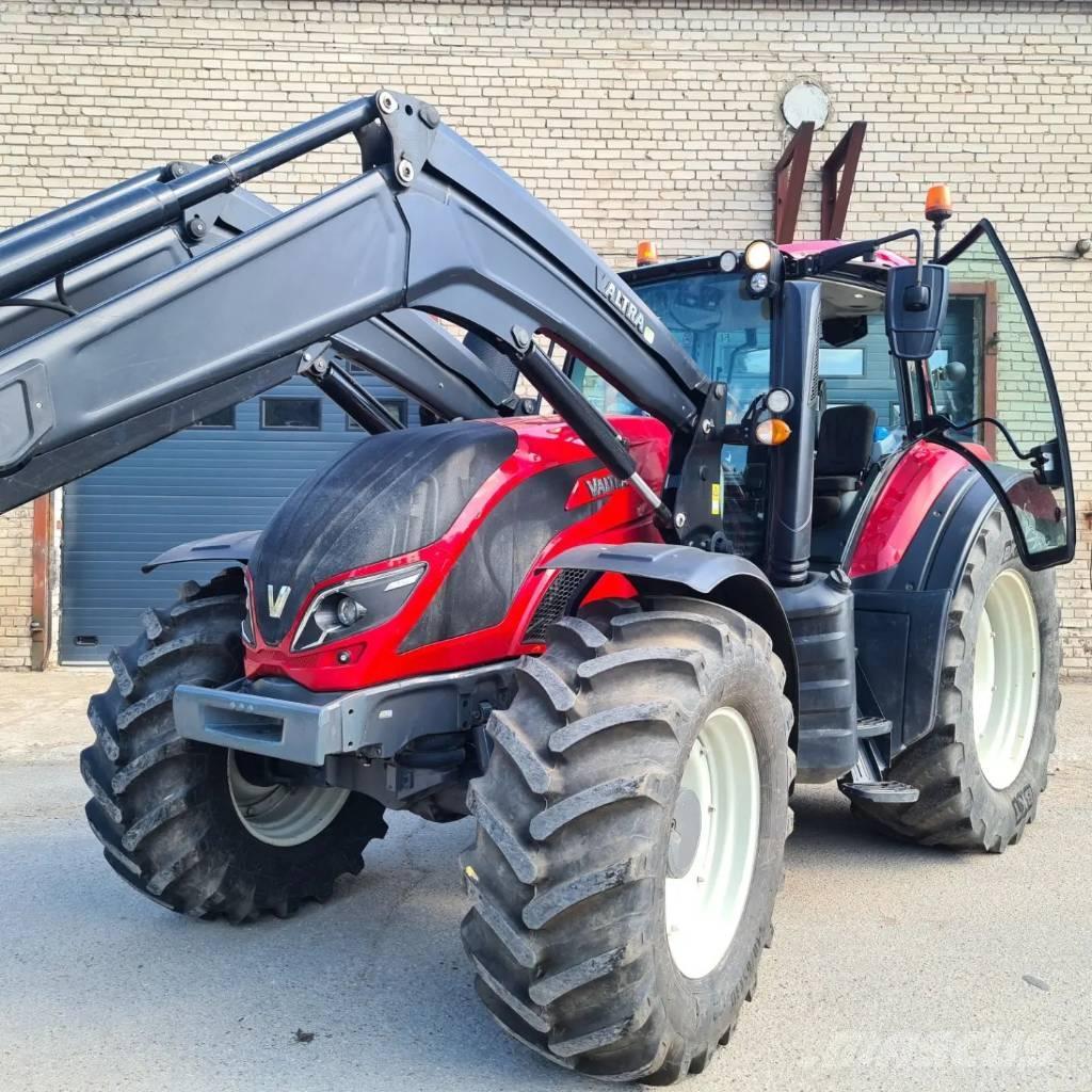 Valtra T 174 Tractores
