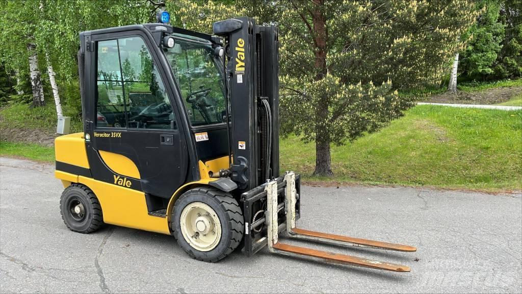 Yale GDP 35 VX Carretillas diesel