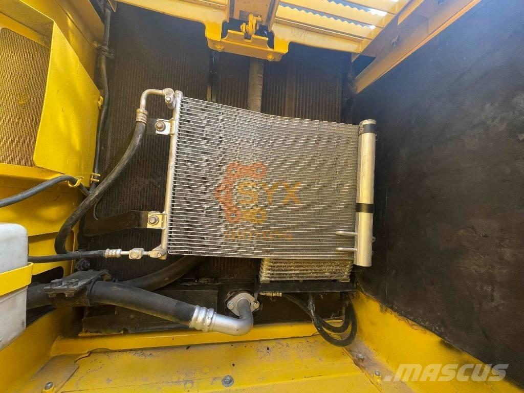 Komatsu PC 220 -8N1 Excavadoras de cadenas