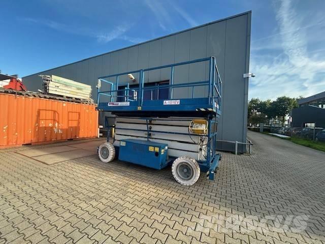 Holland Lift A151EV Plataformas tijera