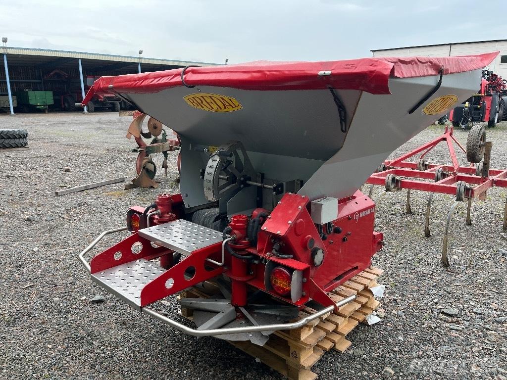 Bredal SGS 1500 Esparcidoras de arena y sal