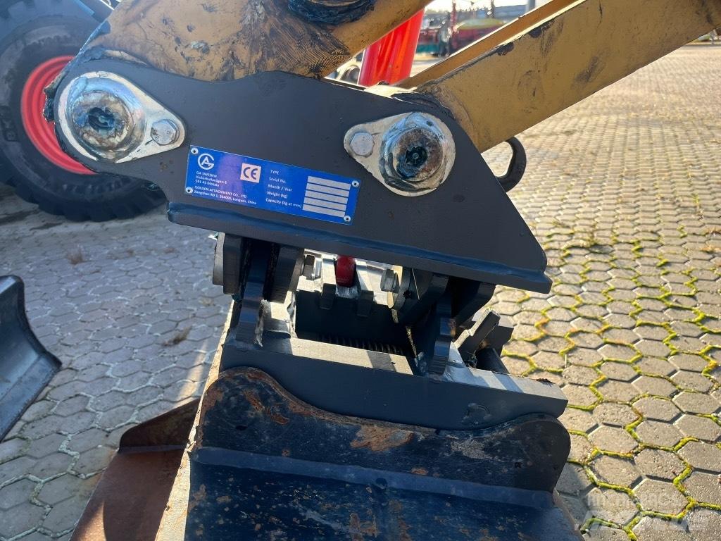 CAT 305.5 E2 Mini excavadoras < 7t